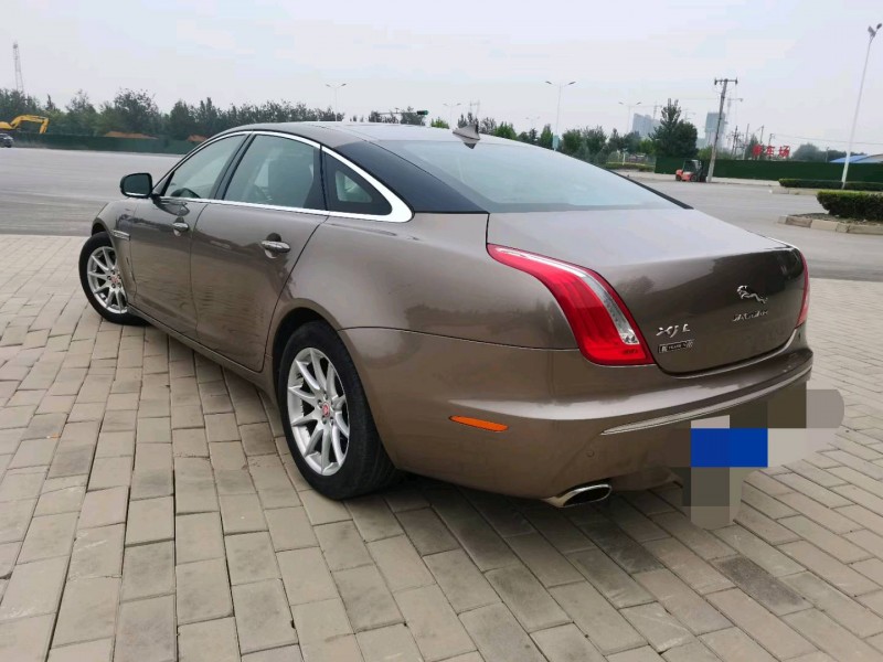 保定16年捷豹XJL5