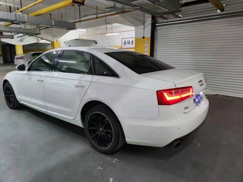 宜昌14年奥迪A68