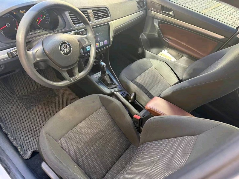 邯郸18年大众朗逸4