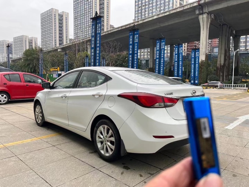 武汉16年现代朗动4