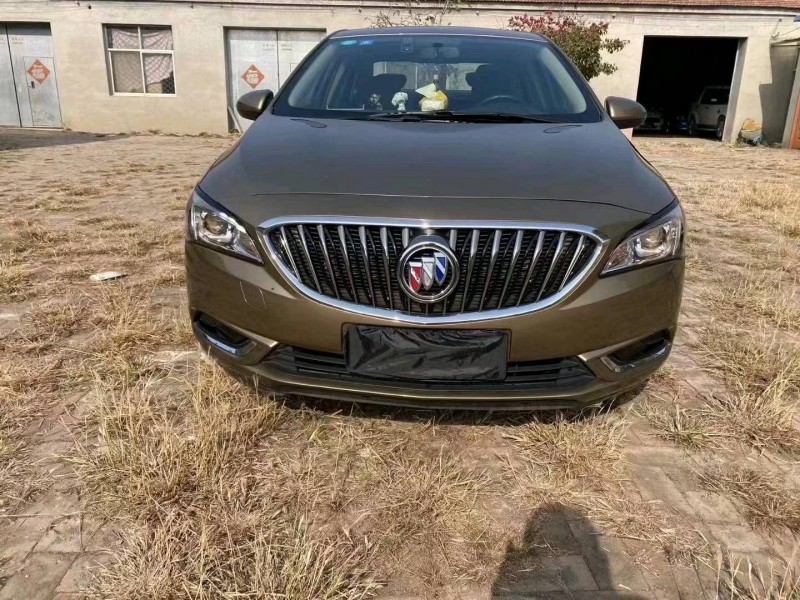 石家庄15年别克威朗1