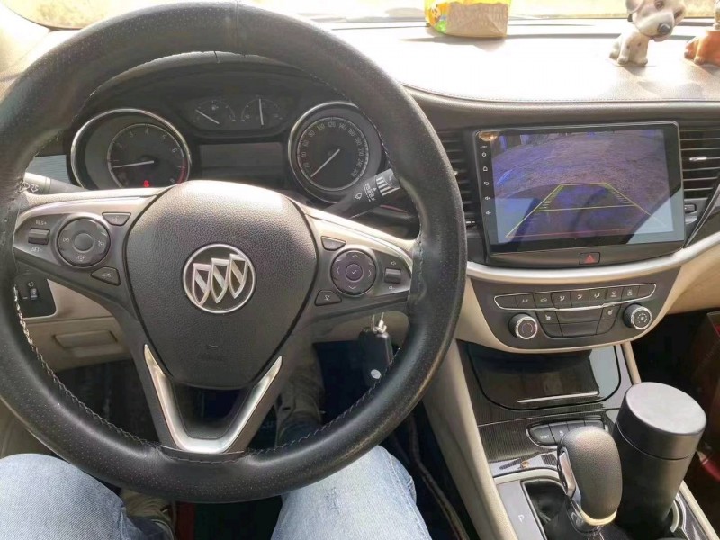 石家庄15年别克威朗5