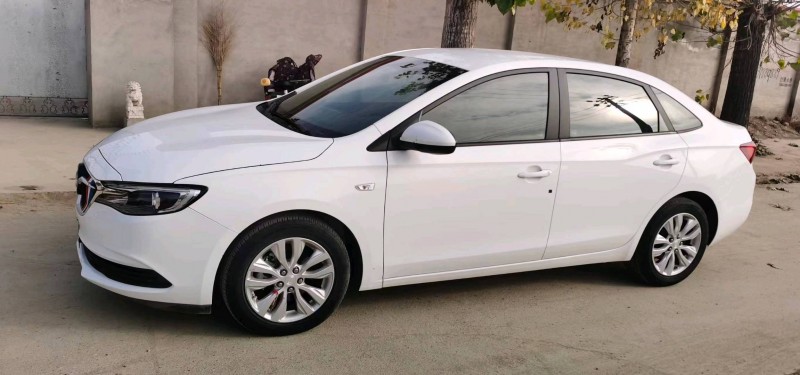 保定20年别克英朗2