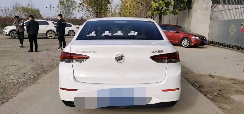 保定20年别克英朗8