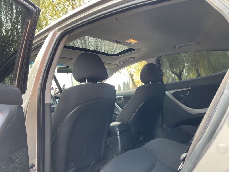 青岛13年现代朗动7