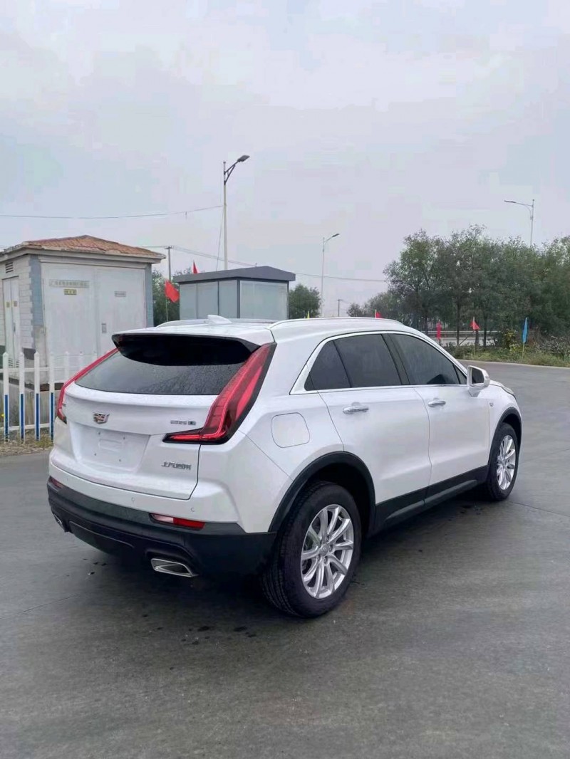 枣庄22年凯迪拉克XT44