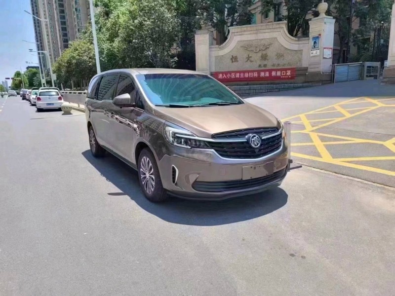 成都22年别克GL84