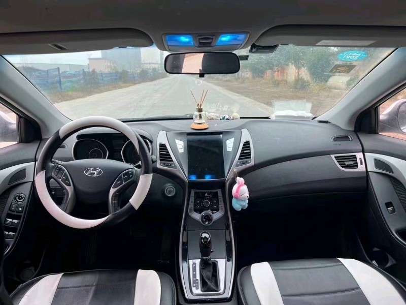 北京14年现代朗动9