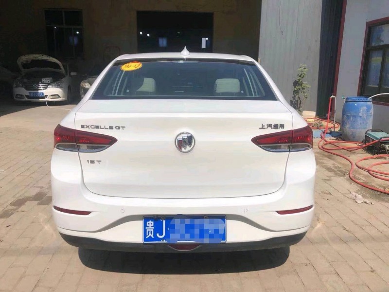 保定18年别克英朗9