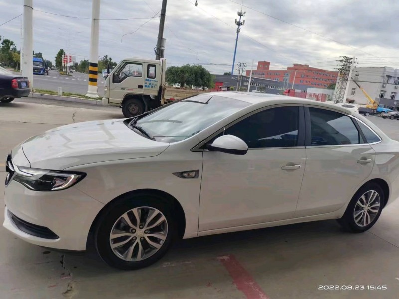 保定19年别克英朗2