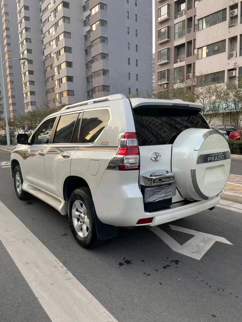 邯郸17年丰田普拉多8