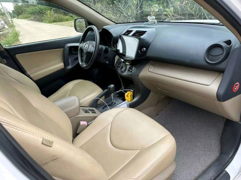 中山12年丰田RAV45