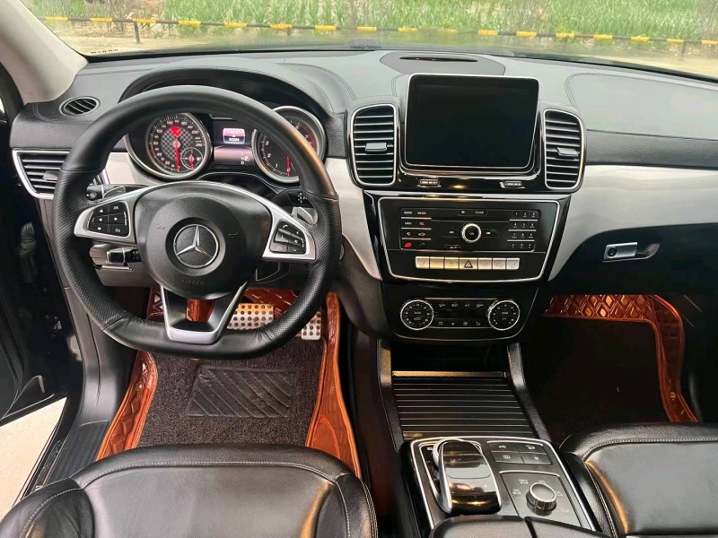 徐州16年奔驰AMG4