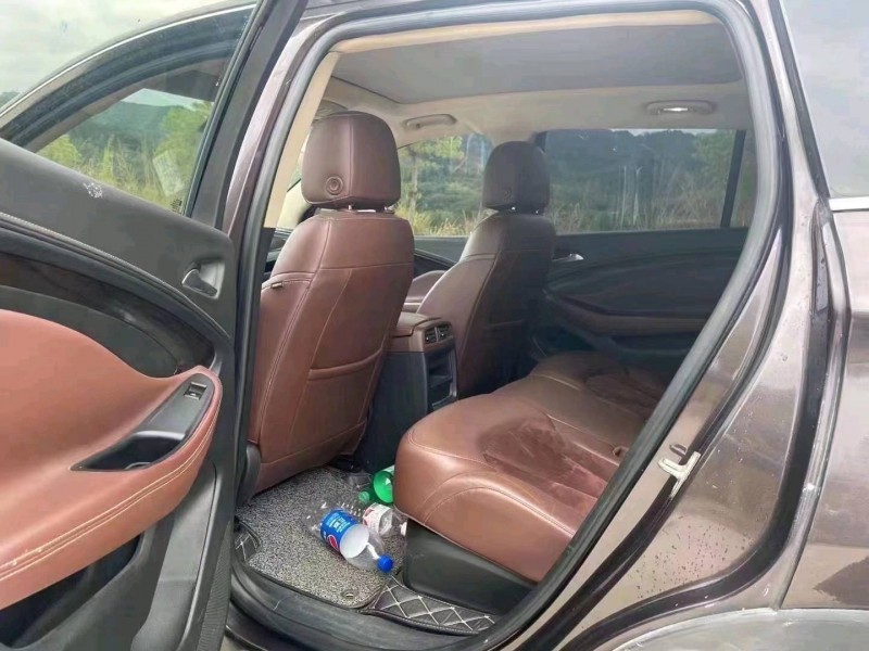 北京16年别克昂科威8