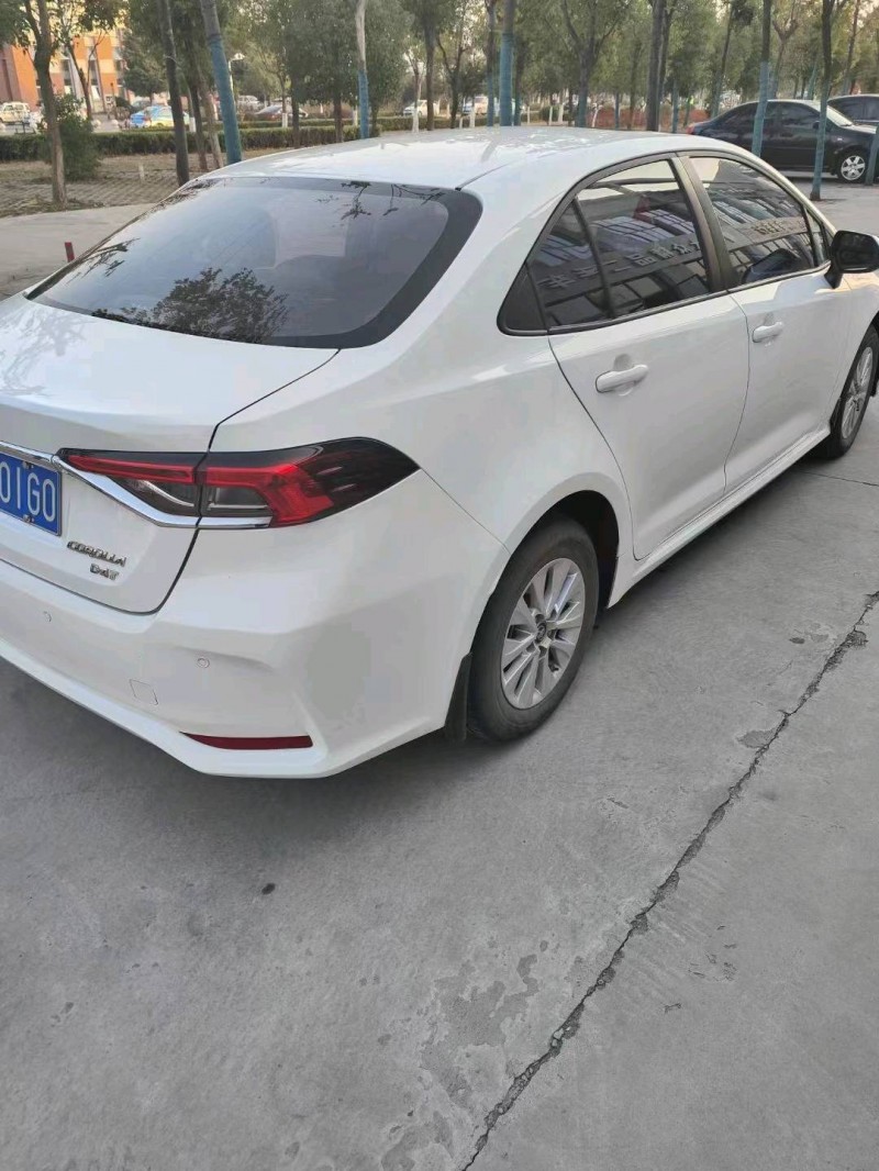 宜昌19年丰田卡罗拉3