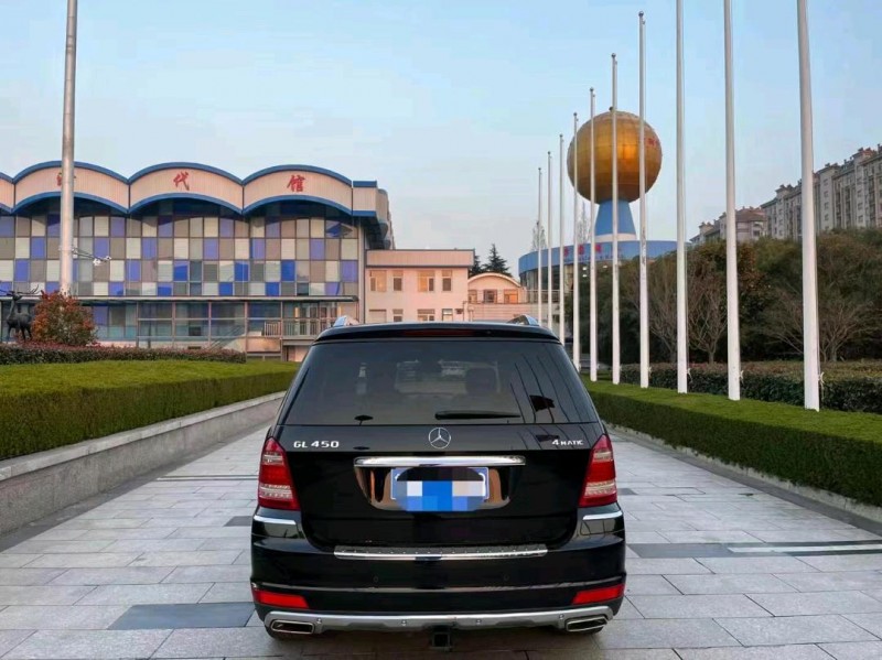 东营10年奔驰GL5