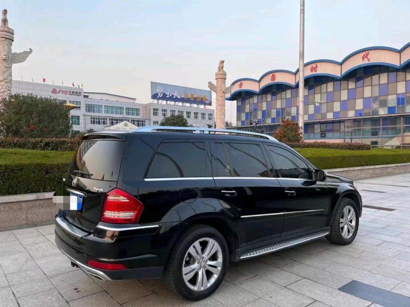 东营10年奔驰GL6