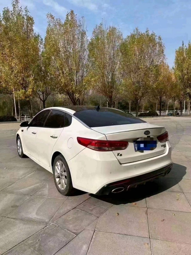 东营16年起亚K56