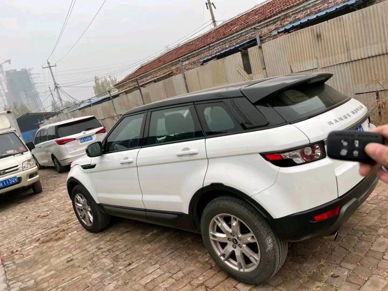 枣庄14年路虎极光5