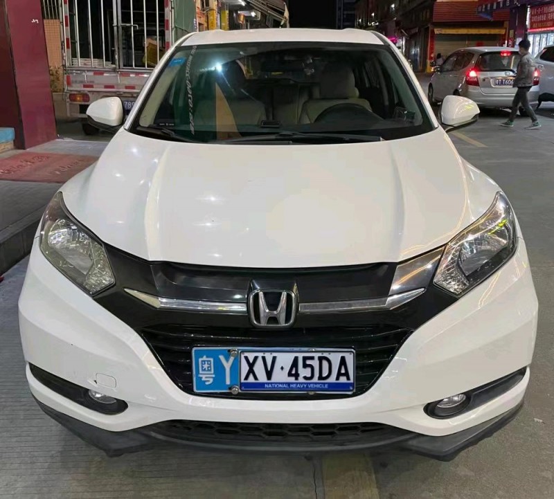 中山16年本田缤智1