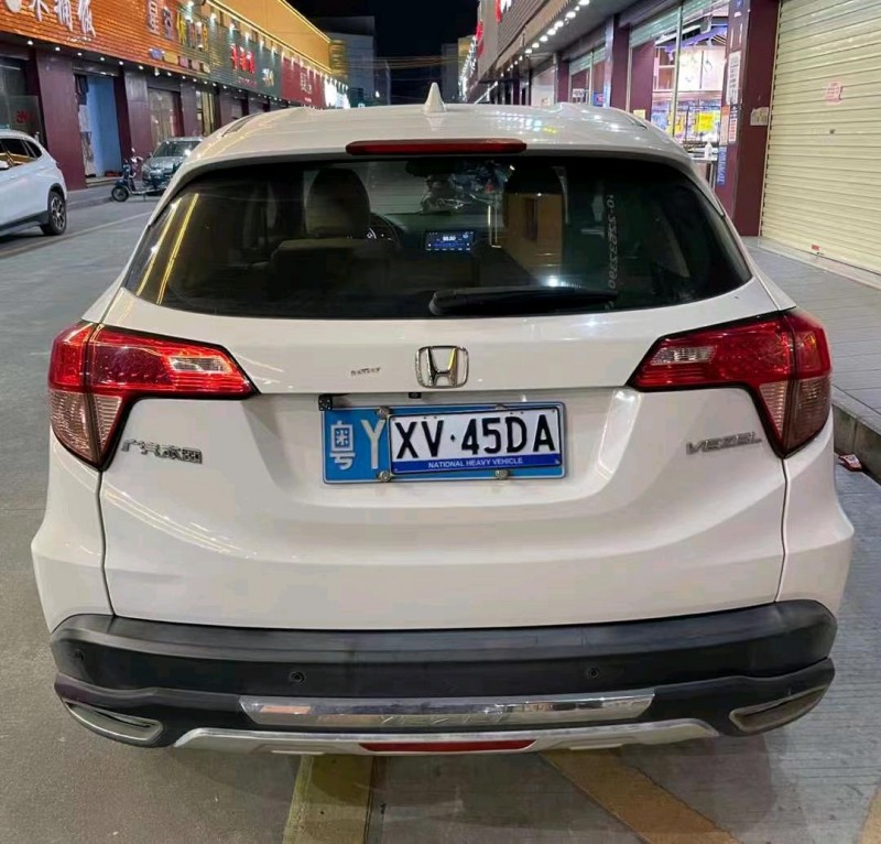 中山16年本田缤智6