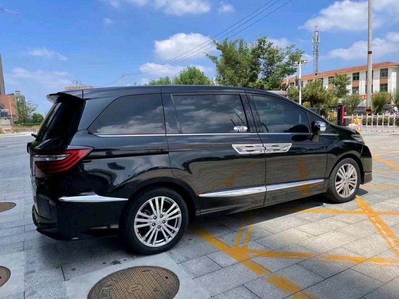 枣庄16年本田艾力绅6