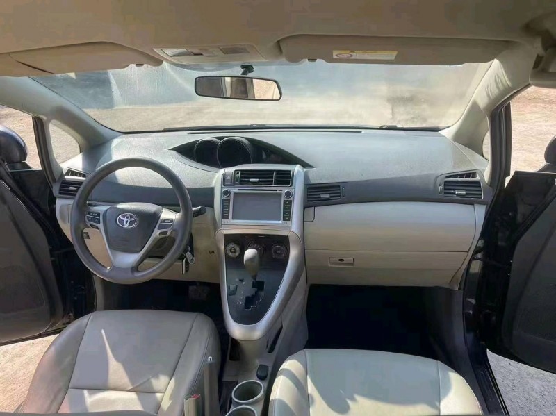 宜昌12年丰田逸致8