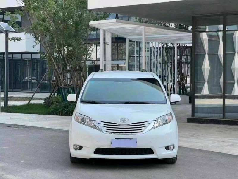 邯郸18年丰田塞纳9