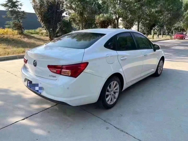 北京17年别克威朗7