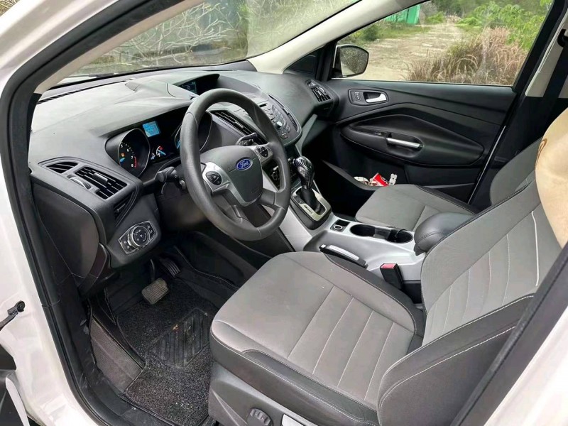 中山15年福特翼虎5