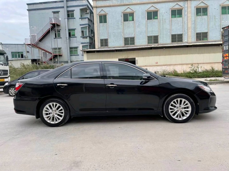 东莞16年丰田凯美瑞7