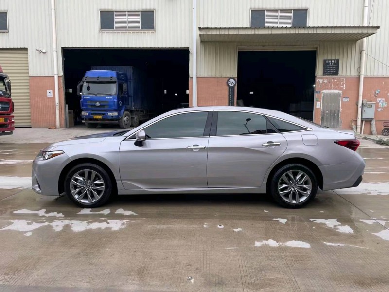 东莞21年丰田亚洲龙8