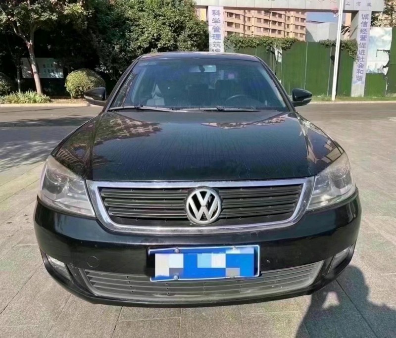 济宁09年大众帕萨特1