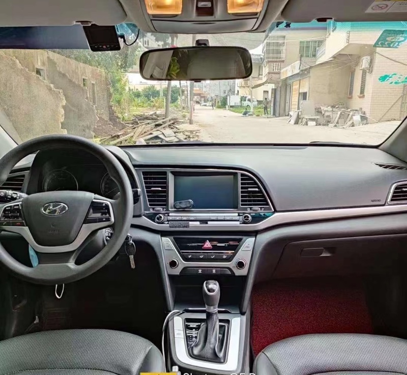 广州17年现代领动8