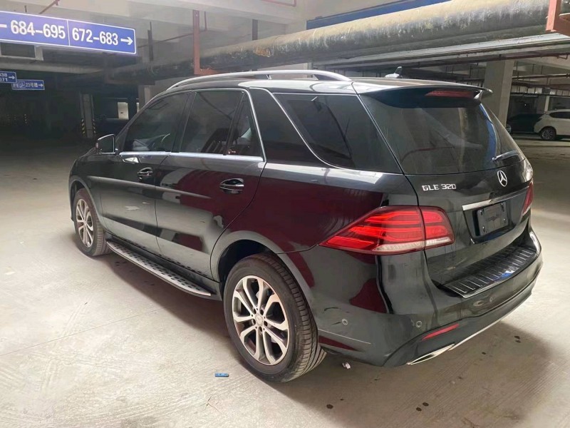 枣庄17年奔驰GLE6