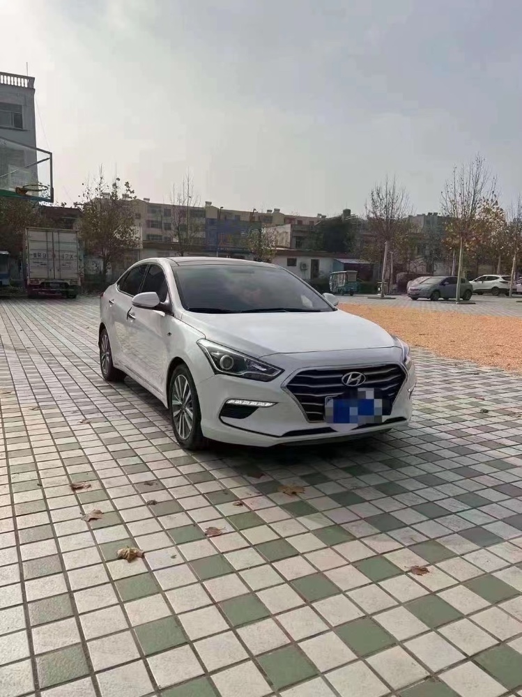 北京20年现代名图5