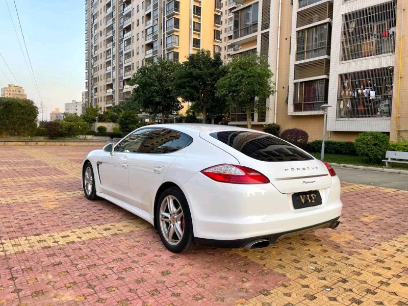 汕尾13年保時捷帕拉梅拉9