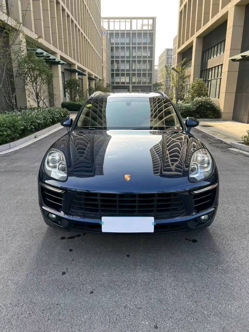 徐州14年保时捷Macan1