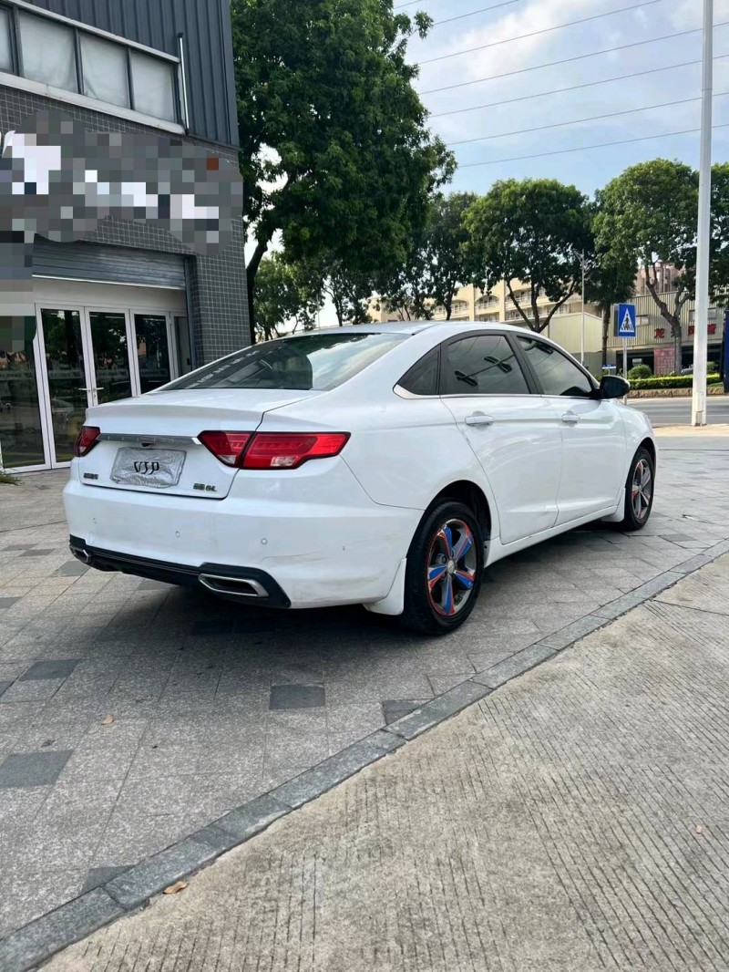 东莞18年吉利帝豪GL8