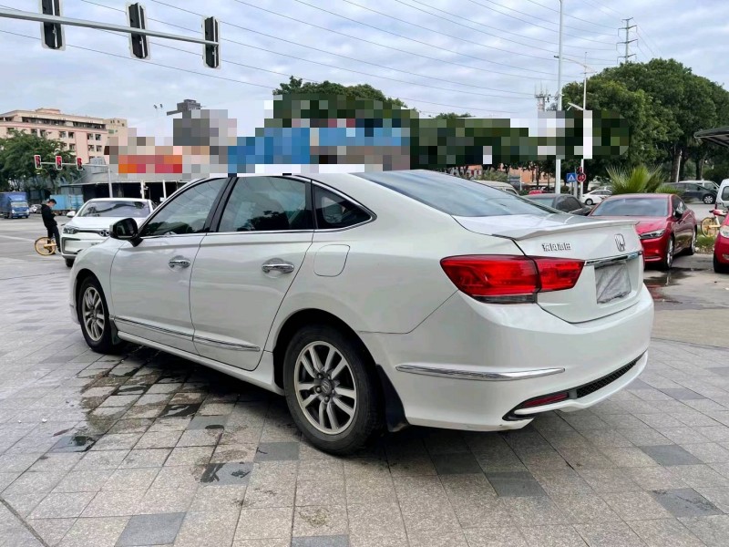 东莞16年本田思铂睿2