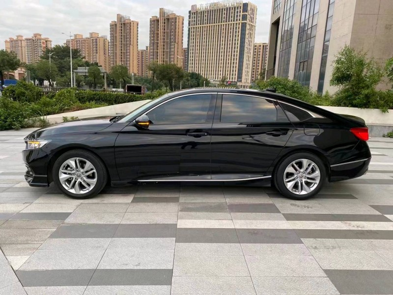 珠海20年本田雅阁7