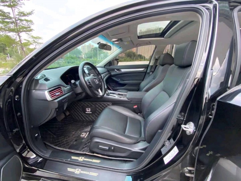 珠海20年本田雅阁6