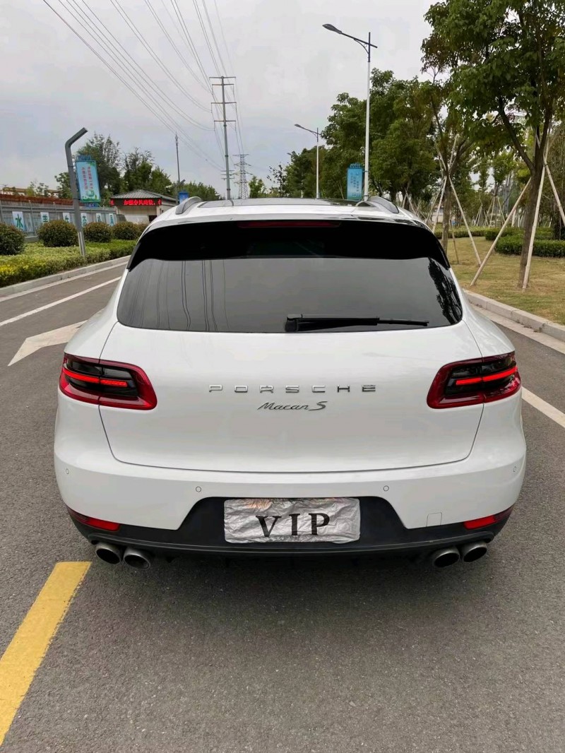 徐州18年保时捷Macan1