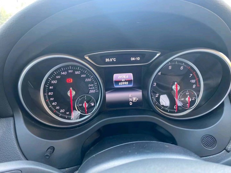 青岛18年奔驰GLA3