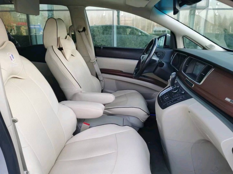 邢台16年别克GL83