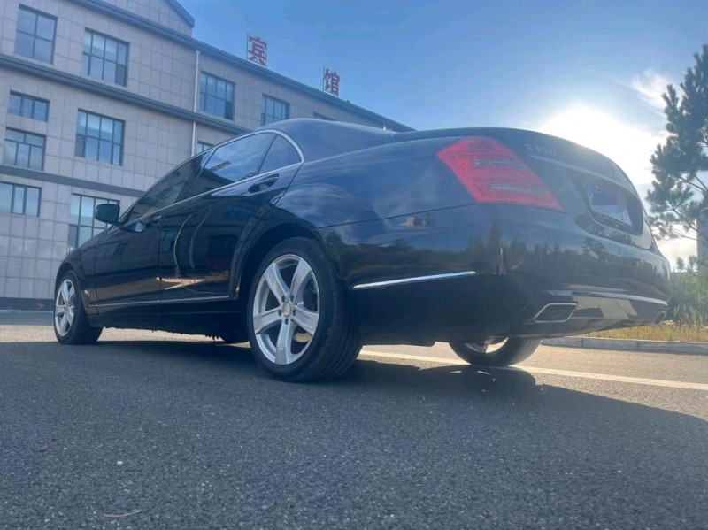 石家庄10年奔驰S8