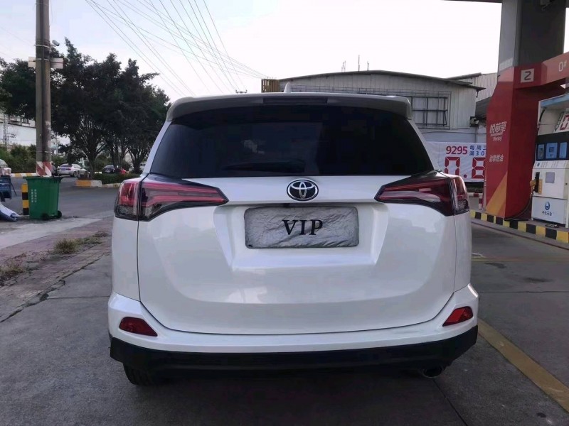 广州18年丰田RAV45