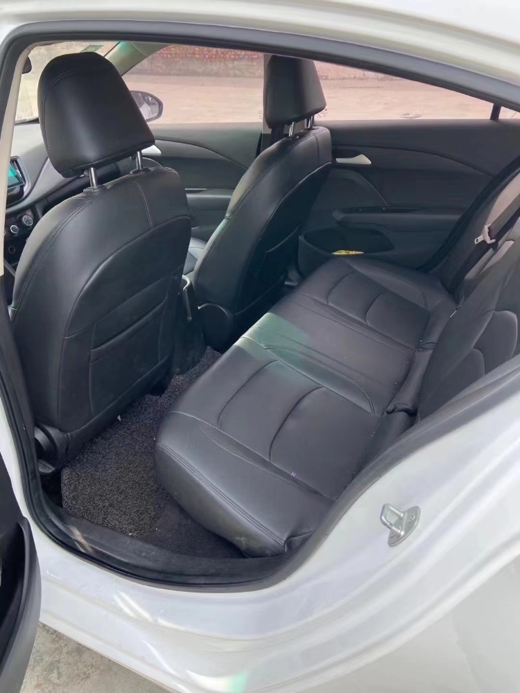 北京18年雪佛兰科沃兹2