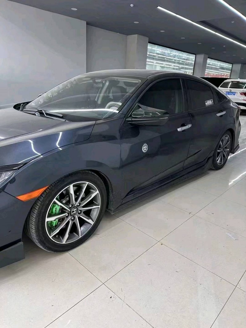 常州17年本田思域3