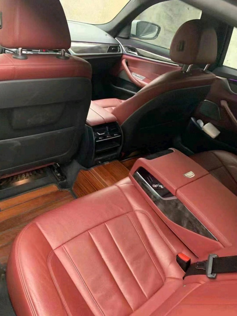 宜昌17年宝马5系8